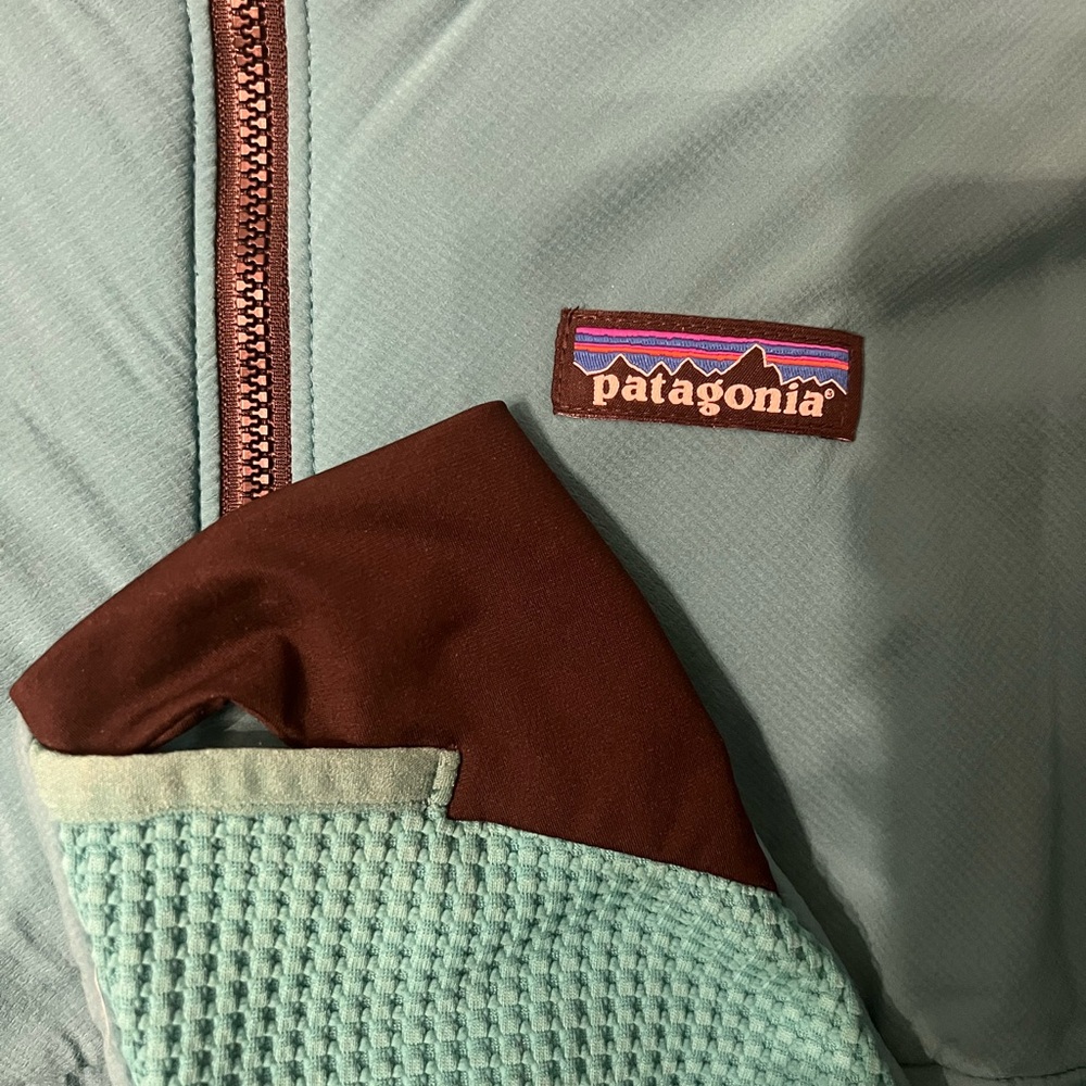 Patagonia Men's True Teal Nano-Air® Light Hybrid Jacket XS - Picture 2 of 6